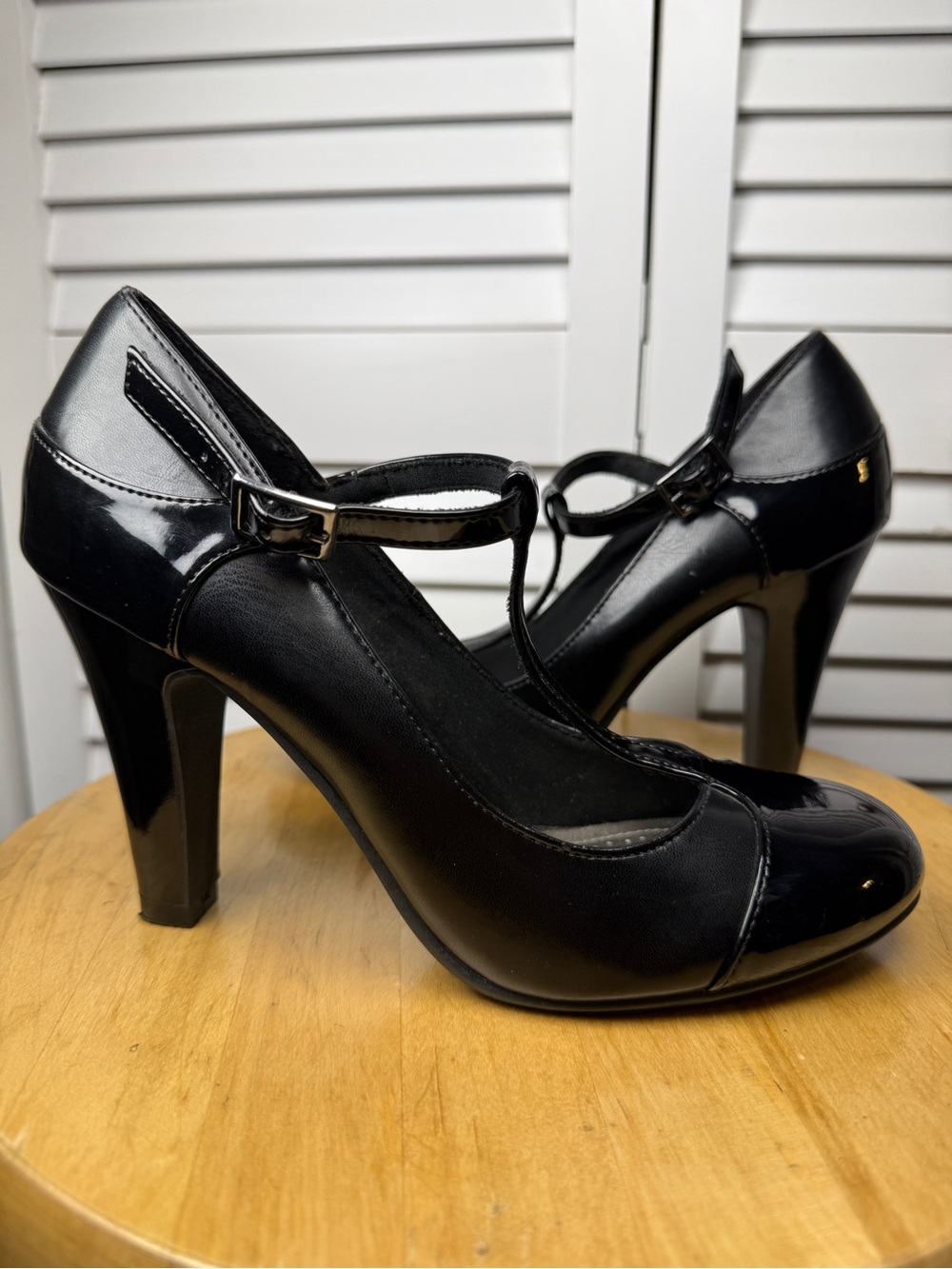 Dexflex Comfort Black Mary Jane Pumps Heels Women's Size 7 Used